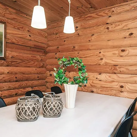 5 Person In Hovborg-by Traum Hovborg